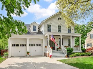 616 E Indiana St, Wheaton, IL 60187