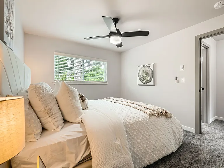 Evergreen Townhomes — Photo 45