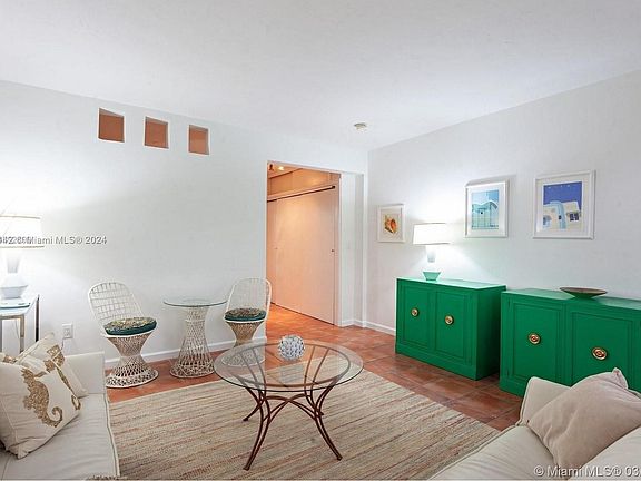 4th image of 911 Meridian Ave APT 103
