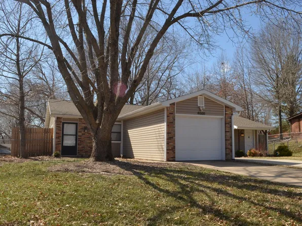 4608 W Knox Dr, Columbia, MO 65203