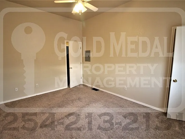 4205 Alan Kent Dr — Photo 10