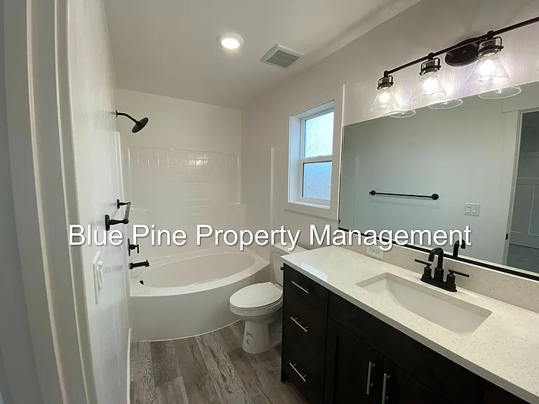 3840 Ventura Ave — Photo 17