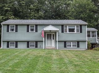 9 Peter Rd, Merrimack, NH 03054
