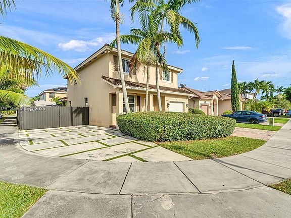 3rd image of 28403 SW 130th Ave