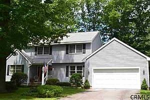 1st image of 4 Princess Pine Dr