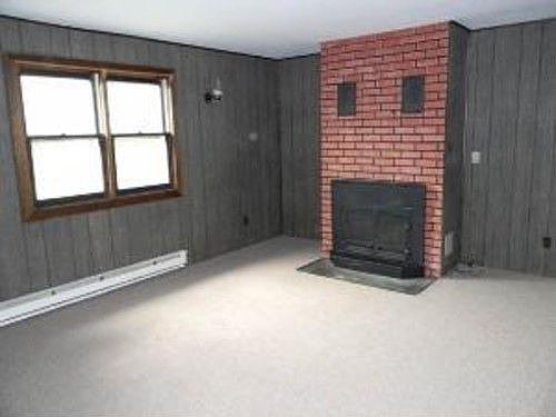 4th image of 24 Davidson Dr