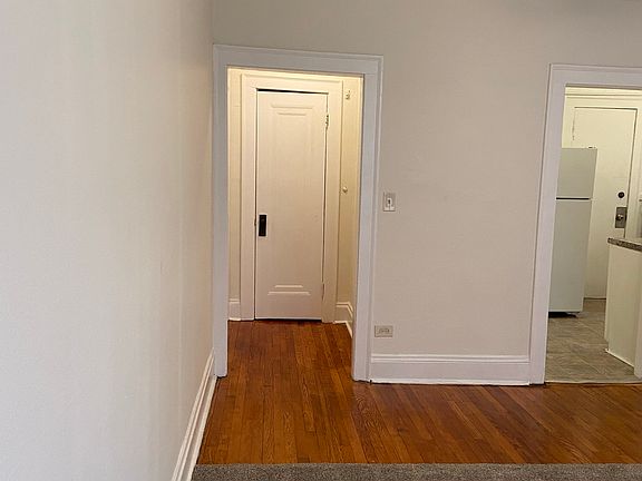 4th image of 13620 Detroit Ave #Avenue204