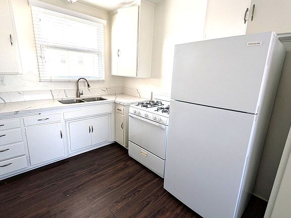 3rd image of 537 Ximeno Ave #4336-42