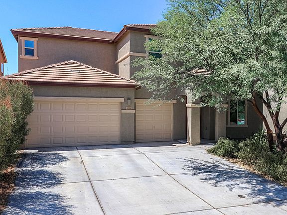 2nd image of 1116 E Empire Canyon Ln