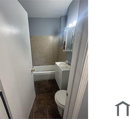 2nd image of 6940 S Clyde Ave APT 213