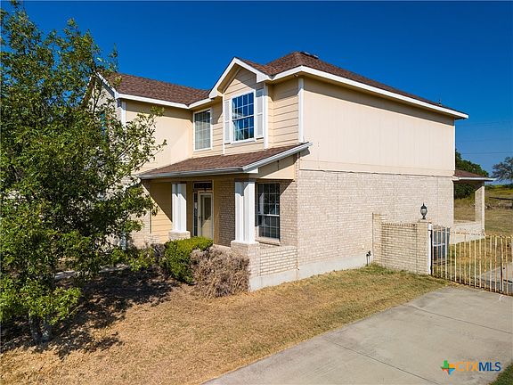 5th image of 359 Crossland Dr