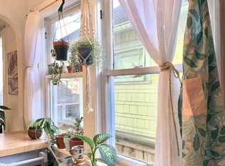 303 N 64th St APT 2, Seattle, WA 98103