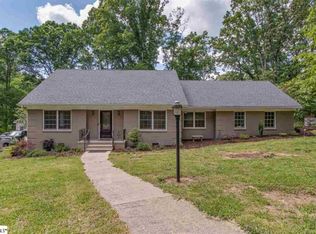 224 Edgewood Dr, Mauldin, SC 29662
