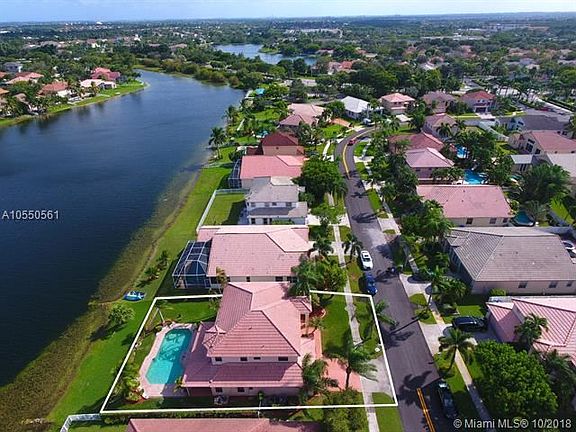 5th image of 1151 NW 182nd Way