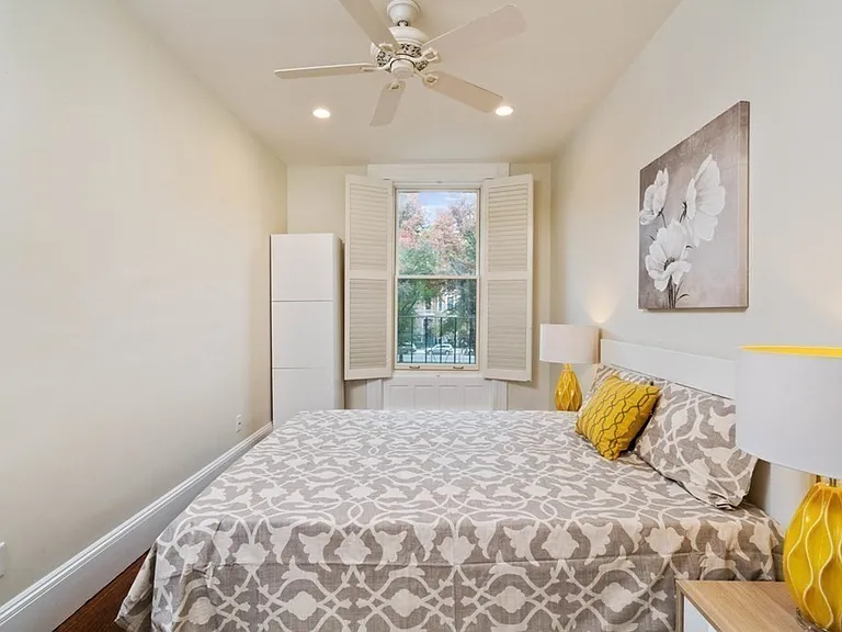 320 Commonwealth Ave #21 — Photo 10