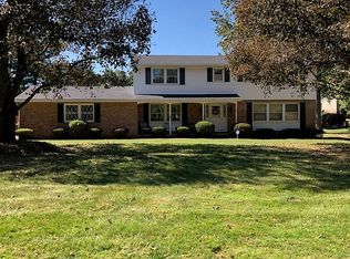 545 Woodland Dr, Tallmadge, OH