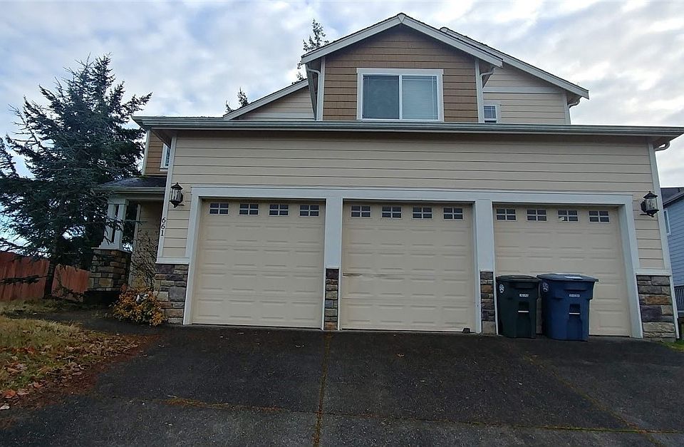 2nd image of 661 Joy St