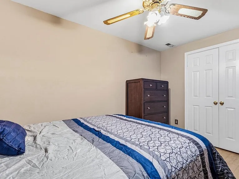 2764 Winston Ct — Photo 4