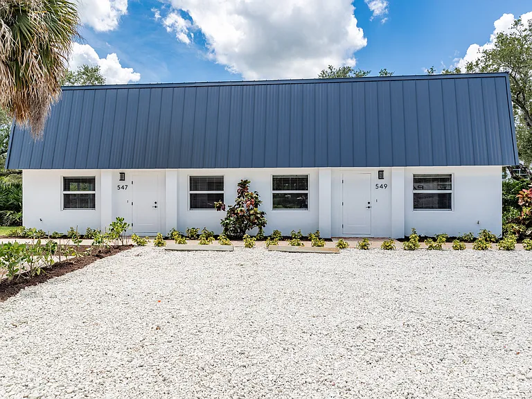549 Royal Palm Blvd — Photo 14