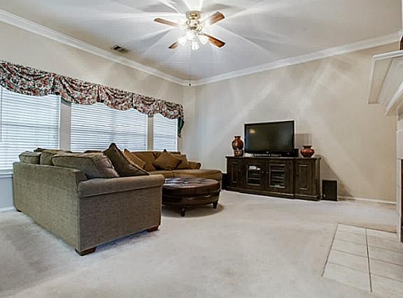 5th image of 1301 Breanna Way