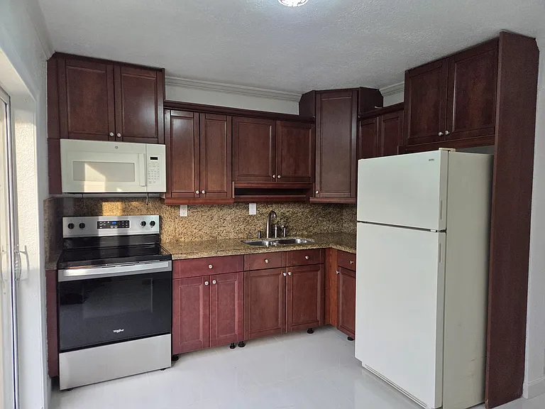 8265 NW 6th Ter #256 — Photo 9