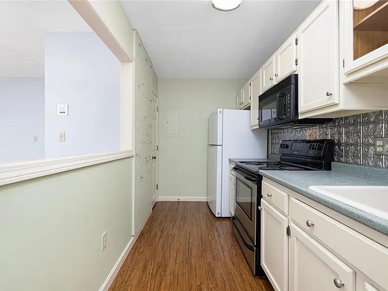 200 Manville Hill Rd #F131 — Photo 12