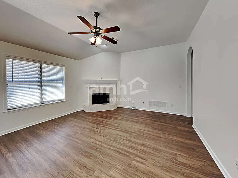 1673 Farkleberry Dr — Photo 5