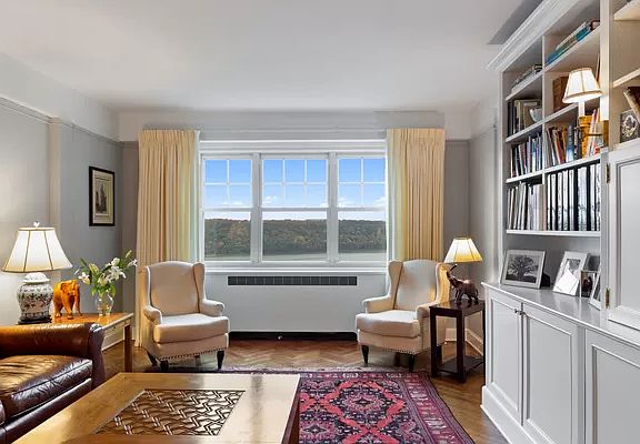 2nd image of 140 Cabrini Blvd APT 88