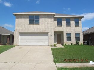 7825 Whitney Ln, Fort Worth, TX 76112