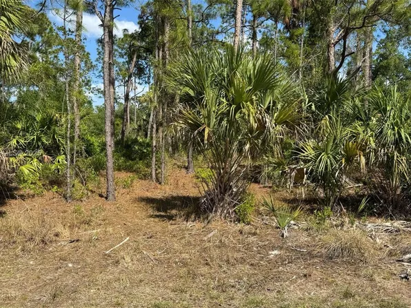 272 Ellington St, Port Charlotte, FL 33953