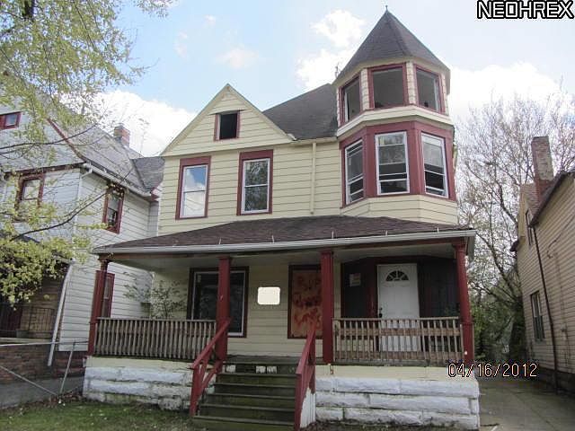 2nd image of 10704 Kimberley Ave