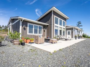4030 Ridgeline Dr, Capital, BC V0R2W3