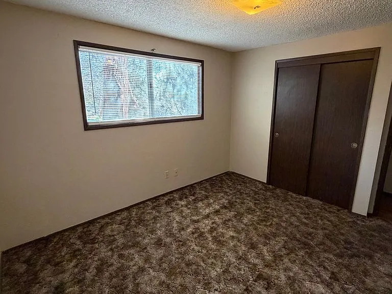 1847 Dawn Ct — Photo 7