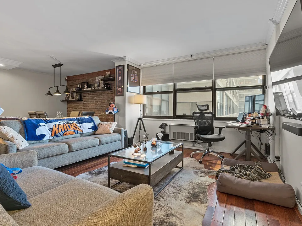 7002 Boulevard East #11A