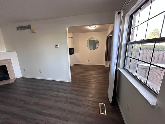 4th image of 1891 Vine Way Dr APT 32