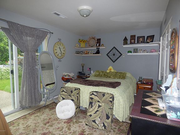 4th image of 115 Skeels Ave