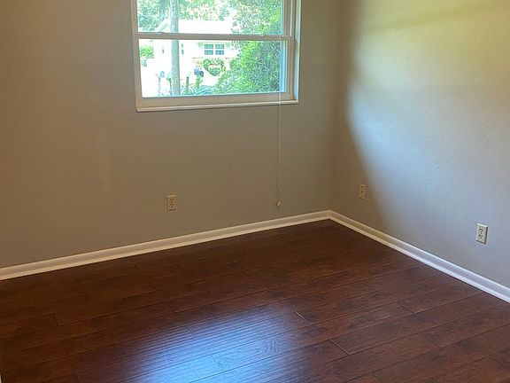 2nd image of 4627 NW 32nd Ave