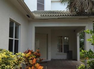 1305 Beacon Cir, Wellington, FL 33414