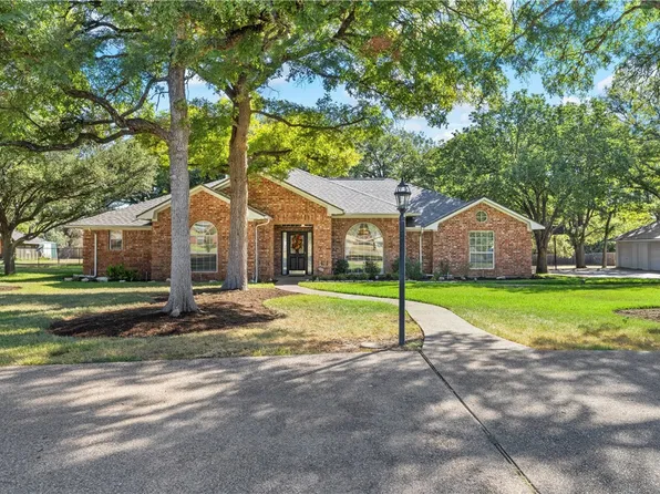 106 Oak Run Cir, Crawford, TX 76638