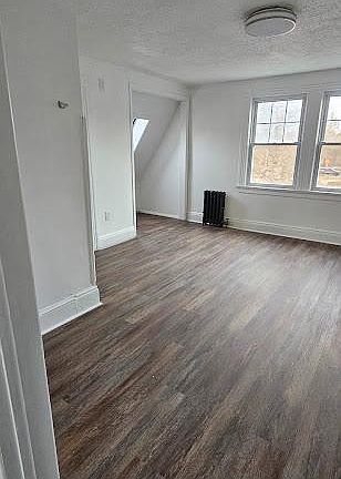 5th image of 212 3rd St