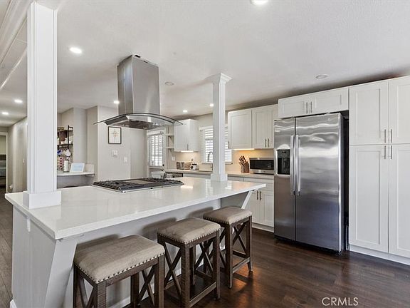 4th image of 9080 Bloomfield Ave #293