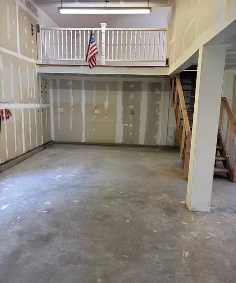 127 Stockton Ave — Photo 36