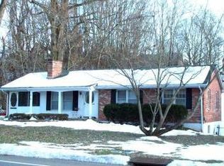 1144 Sheffield Dr, Lynchburg, VA