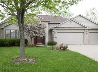 2308 Blue Harbor Dr, Fort Wayne, IN 46804