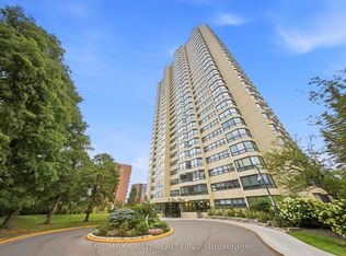 8 Lisa St #2701, Brampton, ON L6T 4S6