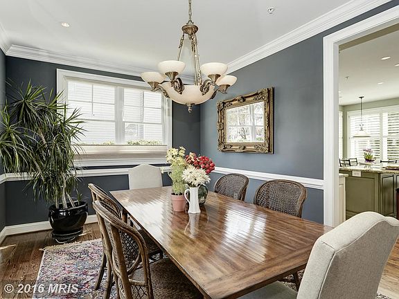 5th image of 4536 Windsor Ln