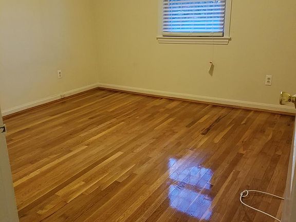 4th image of 1810 E West Hwy #1810