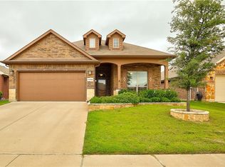 13149 Red Robin Dr, Fort Worth, TX 76244