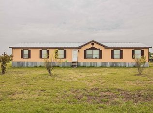 8321 McKinney Ln, Joshua, TX 76058