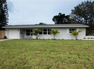 7244 Dr Martin Luther King Jr St N, Saint Petersburg, FL 33702